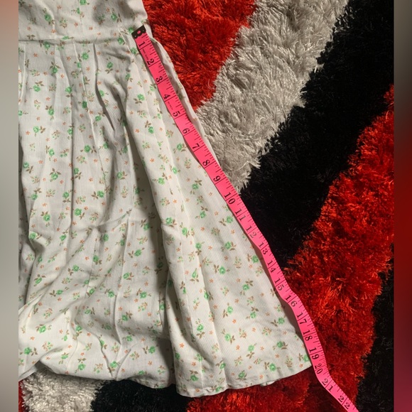 1970s Handmade Cottage Core dress - Picture 5 of 5